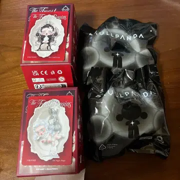 스컬 팬더 피규어 2개 세트