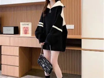 130 빅 실루엣 니트 스웨터 블랙