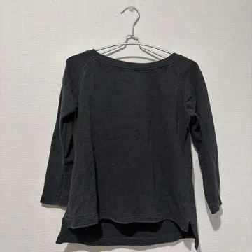 PLST 플라스테 블랙 긴팔 T셔츠 하트 자수 티셔츠