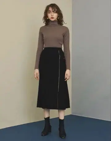 [ 새상품급 ] UNITED TOKYO 더블 페이스 하이넥 풀오버