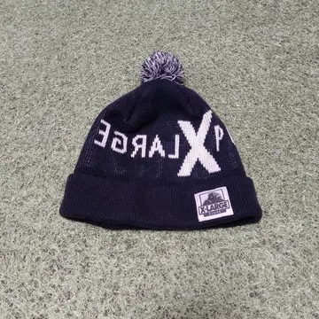 X-LARGE 폼폼 니트 모자 블랙