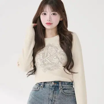 다리치 DR 비쥬 플라워 리브 니트탑 아이보리