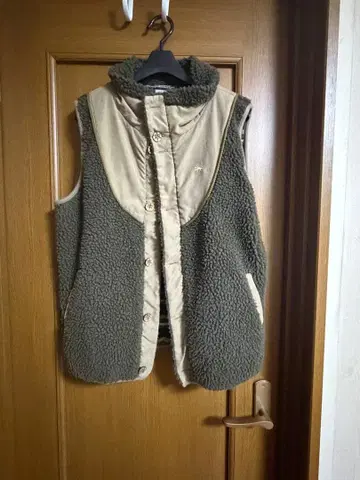 GO HEMP 올리브 그린 플리스 베스트