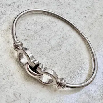 페라가모 팔찌 뱅글