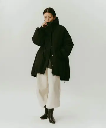 새상품 오버 사이즈 후디 충전솜 다운 코트