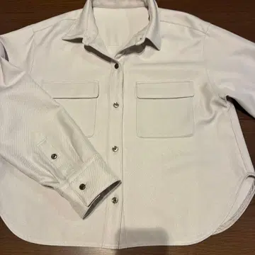 JUSGLITTY 버튼 달린 긴팔 셔츠