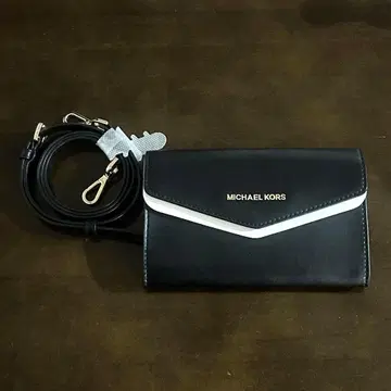 MICHAEL KORS 블랙 클러치백