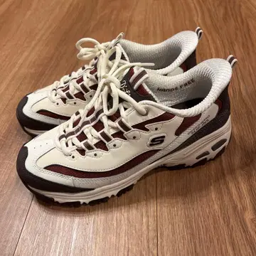 스케쳐스 슬립인즈: 디라이츠 - 스무스 노스탤지어