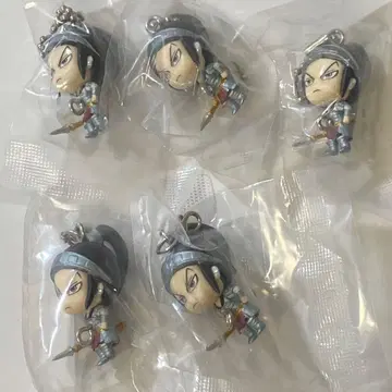 킹덤 집어서 연결하는 마스코트 왕분 카니칸 볼체인