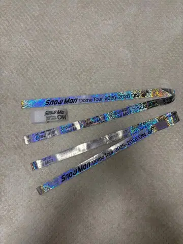 SnowMan 은색 테이프 깃발