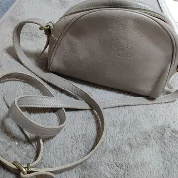 ILBISONTE 그레이 가죽 숄더백