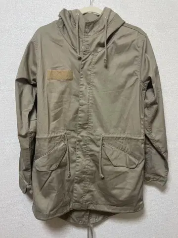 모즈 코트 Nylaus 카키 M