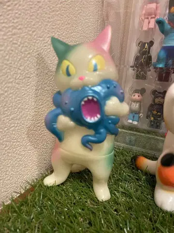 울타르의 고양이 네고라 코나츠 축광