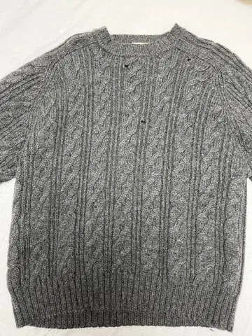 ADAX 그레이 케이블 짜임 니트