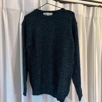 타임 이즈 온 다크 그린 니트