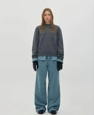 LOW CLASSIC NEP YARN MOCK-NECK SWEATER