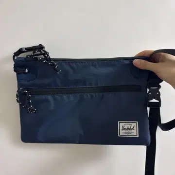 Herschel Supply 하쉘 서플라이 숄더백 사코슈