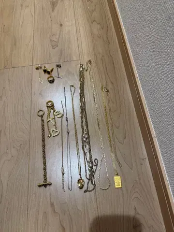 골드 목걸이 반지 커프스