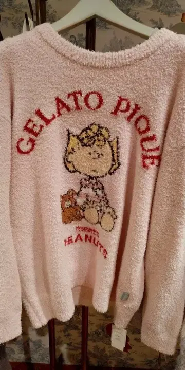 젤라또피케 스웨터