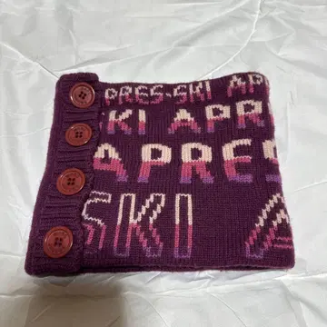 마크 제이콥스 넥워머