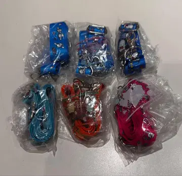 산리오 캐릭터즈 스트릿 넥스트랩