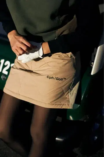 이번 시즌 신상 충전솜 퀼팅 스커트 16500엔