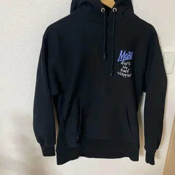 MoBB 블랙 후드티