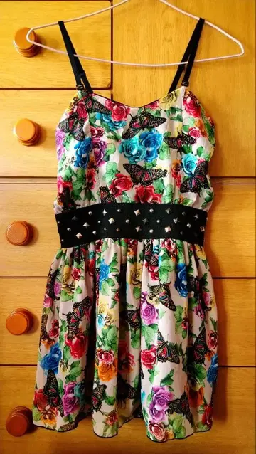 GLAD NEWS 장미 나비 스터드 원피스 락