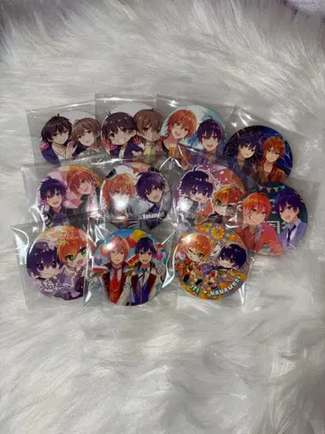 스토푸리 캔뱃지 4개 있습니다