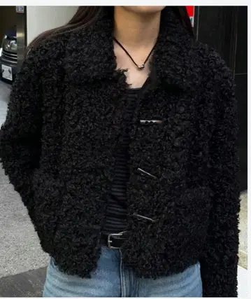 보아 토글 숏 자켓