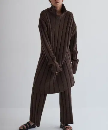 SEA WIDE RIBBED KNIT TURTLE DRESS 셋업
