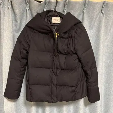 BEAMS LIGHTS 블랙 다운 자켓 후드 부착