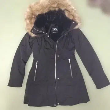 ZARA 자라 블랙 퍼 달린 다운 자켓 XS