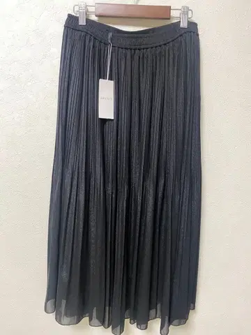 any SiS 블랙 플리츠 스커트 사이즈 3
