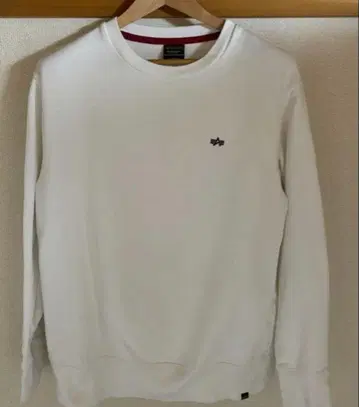 [ Alpha Industries ] 맨투맨 L 사이즈 화이트