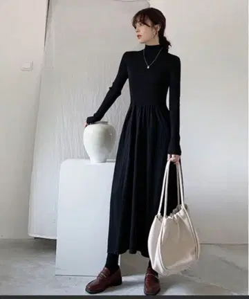 하이넥 리브 니트 절개 원피스