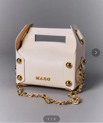 MASU 화이트 숄더백