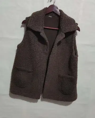 보아 소재 브라운 베스트