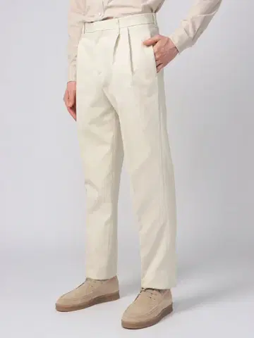 아이보리 플리츠 치노 팬츠 LARDINI (라르디니)