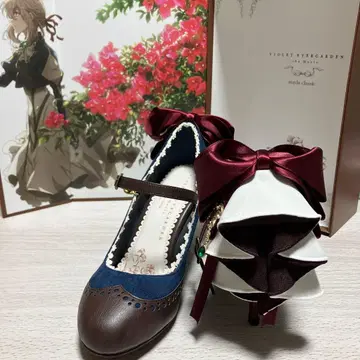 바이올렛 에버가든 아이코닉 슈즈 오브제 펌프스 35