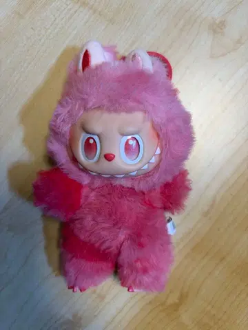 러브브 아이 빨간색