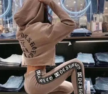 착용컷 GYDA 완판 셋업 브라운 베이지