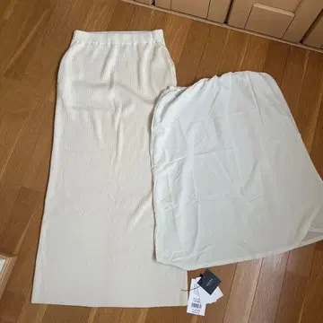 N.O.R.C 노크 캐시미어 니트 스커트