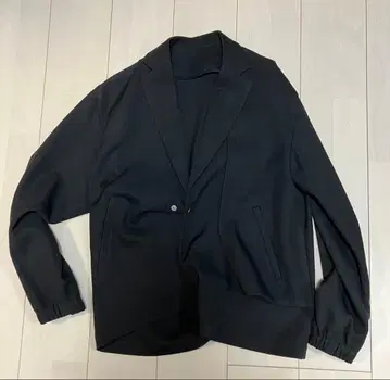 CULLNI 비대칭 테일러드 자켓 블랙 레이어드 수트