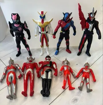 슈퍼전대 히어로 피규어 세트 9체