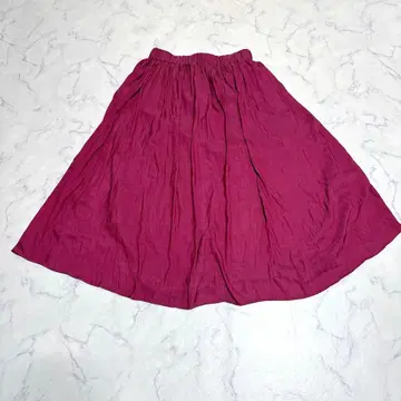 네미카 롱 스커트 마젠타색 허리밴딩 비침 없음 얇은 소재 화려함