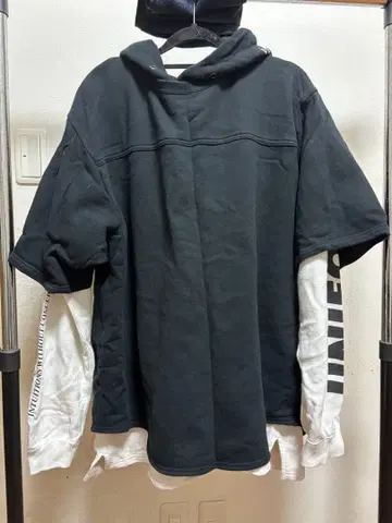 uniform experiment 2 IN 1 LAYERED HOODY
