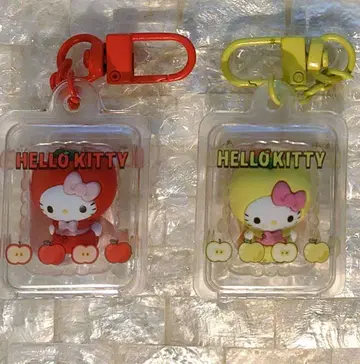 산리오 후르츠 디자인 시크릿 키링 키티 2개 세트