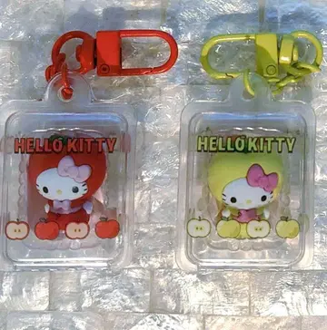 산리오 후르츠 디자인 시크릿 키링 키티 2개 세트