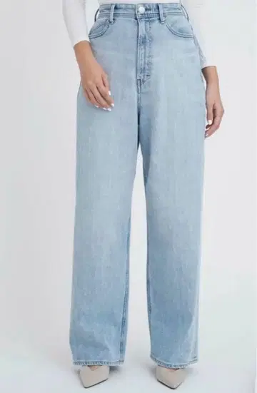 YANUK 루즈 스트레이트 JOAN 23